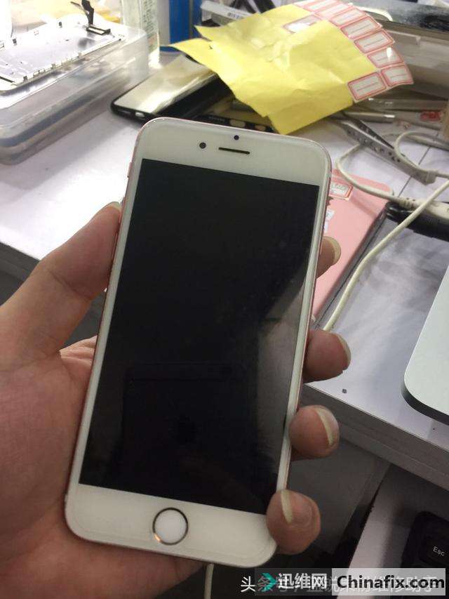 iPhone6S重摔致手机刷机报错40维修