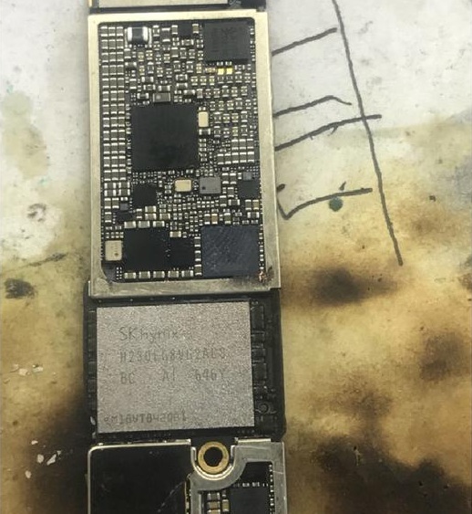 iPhone7待机唤醒不了奇葩故障维修