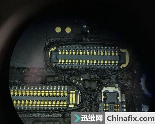 iPhone6S背光灯不亮维修思路