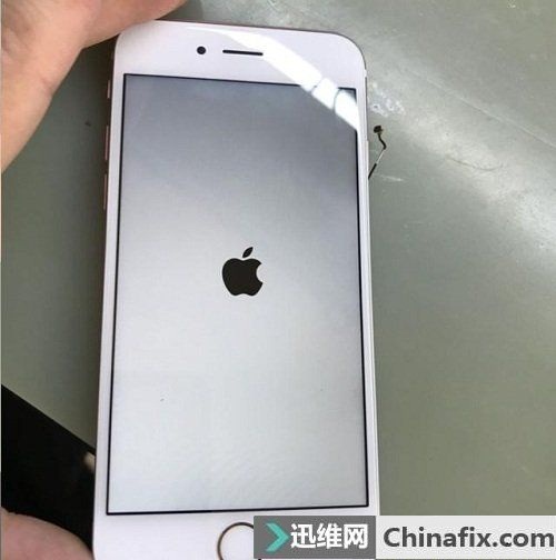 iPhone6S背光灯不亮维修思路