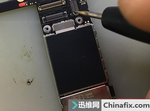 iPhone6s手机　指纹不能用故障维修