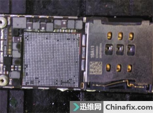 iPhone6开机灰屏重启 手机无法开机故障维修