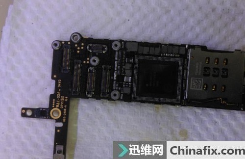 iPhone6开机满屏英文 手机无法开机故障维修