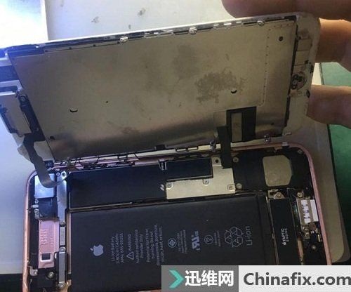 iPhone 7手机开不了机故障维修