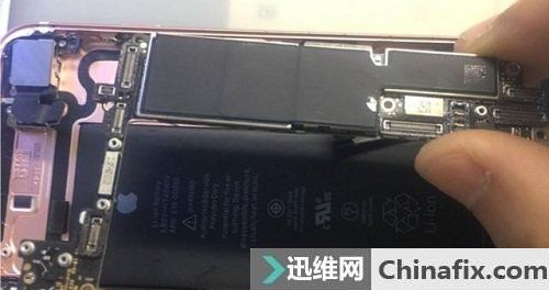 iPhone 7手机 开不了机故障维修