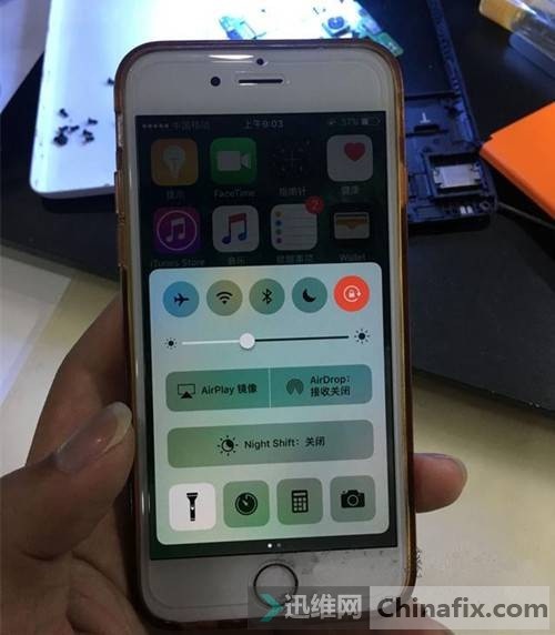 iPhone6手机手电筒不能用故障维修