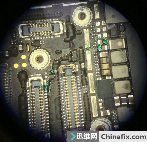 iPhone6手机进水开不了机维修案例