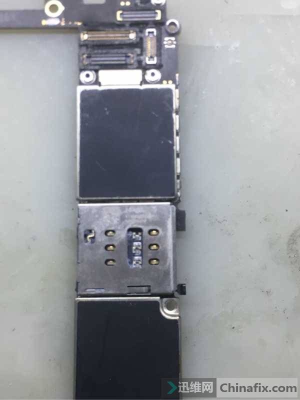 iPhone6s 手机进水不开机维修案例