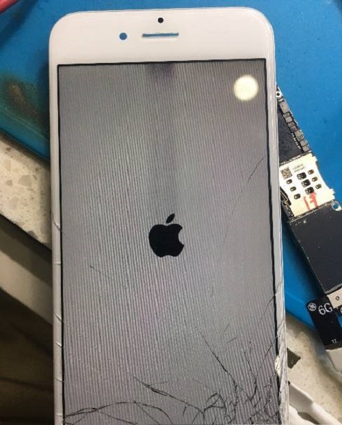 iPhone6手机花屏能进系统不触摸维修分享