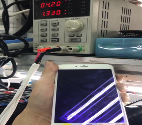 iPhone6SP手机屏幕不显示维修